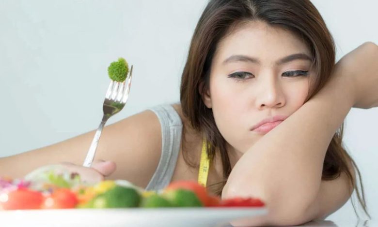 Cepat kenyang sebagai gejala penyakit: Apa itu, diagnostik, pengobatan, pencegahan - Makanan - Diet