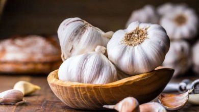 I benefici e i danni dell'aglio. È possibile mangiare aglio tutti i giorni e quanto?