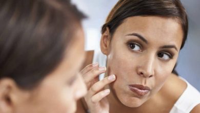 Sådan slipper du af med fedtet hud i ansigtet - Hudpleje i ansigtet - Kosmetik - Kosmetologi
