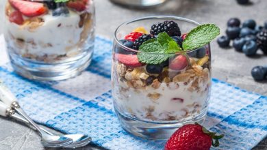 griechischer Joghurt: Rezepte für Diätkost, die Ihnen helfen, Gewicht zu verlieren und Ihre Ernährung zu diversifizieren